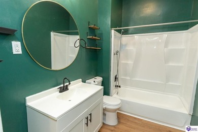 Looking for an amazing home with attention to detail everywhere? - photo 14