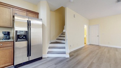 **PRICE REDUCED to match current market value** Welcome to East - photo 17