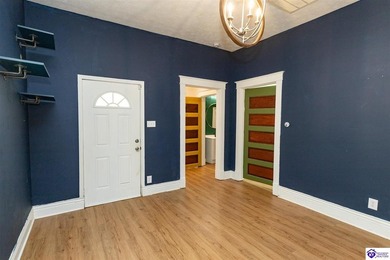 Looking for an amazing home with attention to detail everywhere? - photo 19