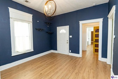 Looking for an amazing home with attention to detail everywhere? - photo 20