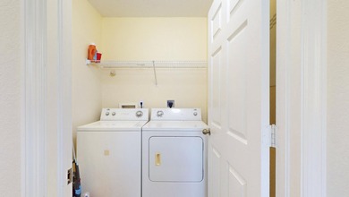 **PRICE REDUCED to match current market value** Welcome to East - photo 20