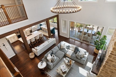 Stunning newly updated lakefront (181 ft of waterfront) estate - photo 8