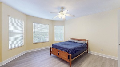 **PRICE REDUCED to match current market value** Welcome to East - photo 30