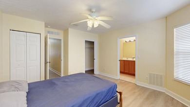 **PRICE REDUCED to match current market value** Welcome to East - photo 31