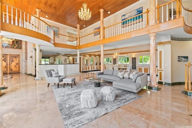 Experience refined island living in this expansive 6 bdrm, 7.5 - photo 2
