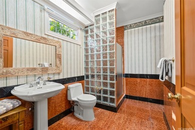 Experience refined island living in this expansive 6 bdrm, 7.5 - photo 9
