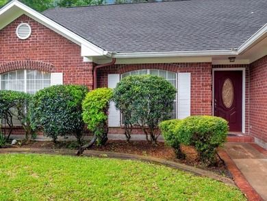 Well-maintained in Crown Colony with full home Generac Generator - photo 5