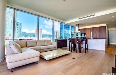 Harbor views and over looking the recreation/pool deck. Has a - photo 5