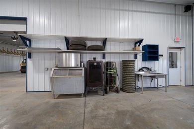 An exceptional commercial and light industrial facility built in - photo 42