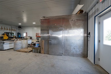 An exceptional commercial and light industrial facility built in - photo 44