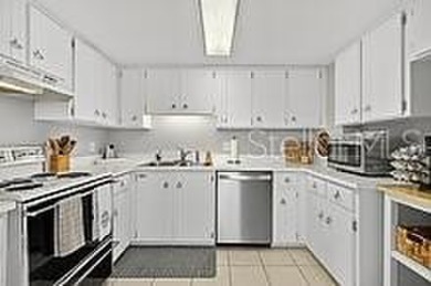 !!! OCEANFRONT INVESTMENT OPPORTUNITY!!! THIS CONDO HAS A - photo 9