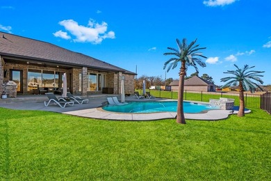 Welcome to this beautifully designed 4-bedroom, 2-bath home in - photo 5