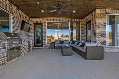 Welcome to this beautifully designed 4-bedroom, 2-bath home in - photo 10