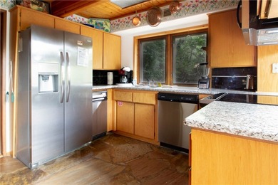 Turnkey Beaver Lake waterfront retreat with proven  income! - photo 8