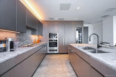Tangram house west is an interior landscape, inspired by the - photo 4