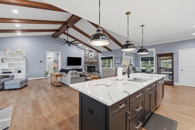 Experience the perfect blend of comfort, style, and country - photo 9