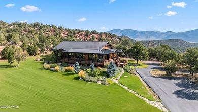 STUNNING LUXURY RETREAT! This captivating legacy ranch is just - photo 3