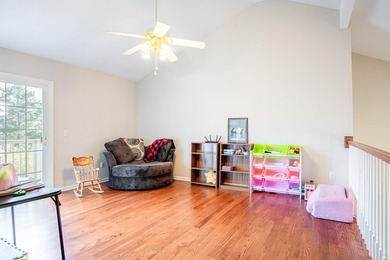 OPEN HOUSE THIS SUNDAY, MAR 29th, 2-4PM. This renovated home - photo 16