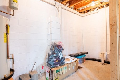 OPEN HOUSE THIS SUNDAY, MAR 29th, 2-4PM. This renovated home - photo 23