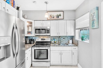 This beautifully maintained 3-bedroom, 1-bathroom home is - photo 7