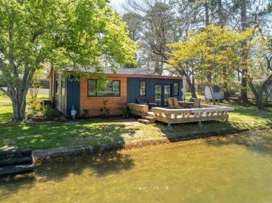 Lake Home For Sale in Hot Springs, Arkansas