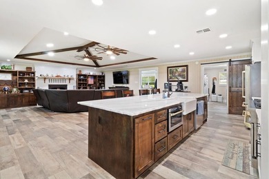 MAJOR PRICE IMPROVEMENT!! Welcome to a rare & versatile property - photo 15
