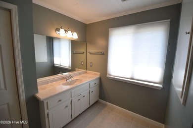 One property with numerous features. This property has two docks - photo 16