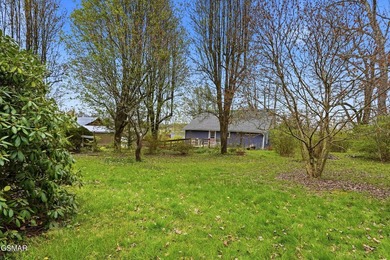 This home offers old world charm! 1 bedroom and 1 bath with a - photo 20