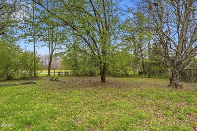 This home offers old world charm! 1 bedroom and 1 bath with a - photo 22