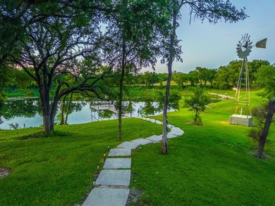 Welcome to Clear Lake Ranch in McLennan County. Located about 18 - photo 29