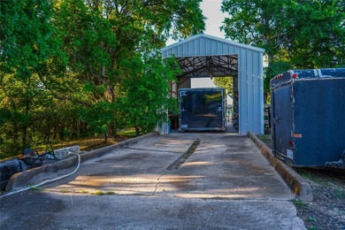 Welcome to Clear Lake Ranch in McLennan County. Located about 18 - photo 31