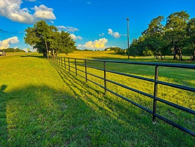 Welcome to Clear Lake Ranch in McLennan County. Located about 18 - photo 38