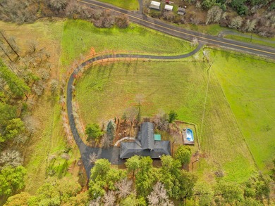 (private lake, pond, coastal) Home Active Under Contract in Jacksonville Oregon