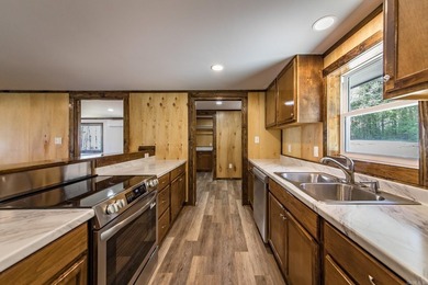 Its rare to find one w/ the view, privacy & the home itself all - photo 9