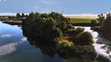 Discover your own 1-acre private island, accessible only by boat - photo 3