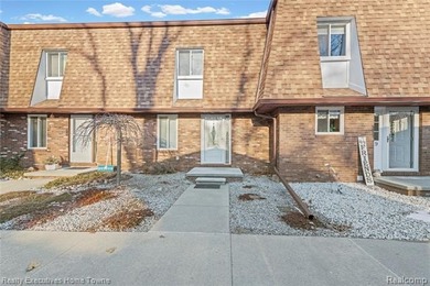 Lake Huron - Saint Clair County Condo For Sale in Fort Gratiot Michigan