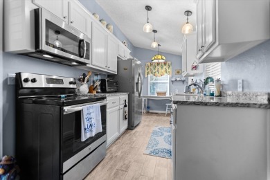 Welcome to your fully furnished lakefront retreat on Houston - photo 11