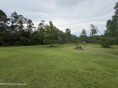 Escape to the peace and privacy of country living with this - photo 13