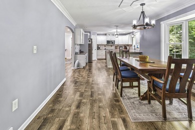This luxurious home in Oak Marr is situated on a park-like - photo 15