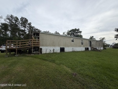 Escape to the peace and privacy of country living with this - photo 16