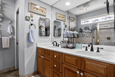 Beautiful 3/2/2/ pool home situated on the golf course with - photo 17