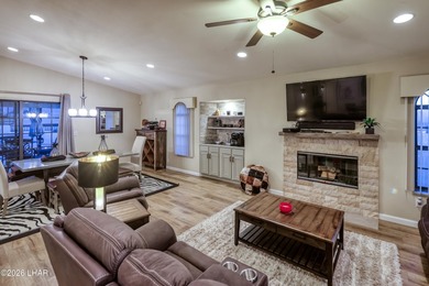 Beautiful pool home lakeside of HWY 95, located in a fantastic - photo 20