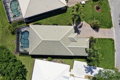 Beautiful 3/2/2/ pool home situated on the golf course with - photo 28
