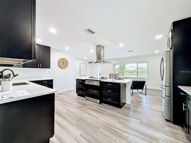 Welcome to Your St. Pete Sanctuary: Modern Luxury Meets Coastal - photo 9