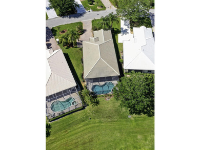 Beautiful 3/2/2/ pool home situated on the golf course with - photo 29