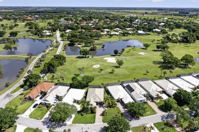 Beautiful 3/2/2/ pool home situated on the golf course with - photo 30