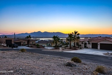 Beautiful pool home lakeside of HWY 95, located in a fantastic - photo 48