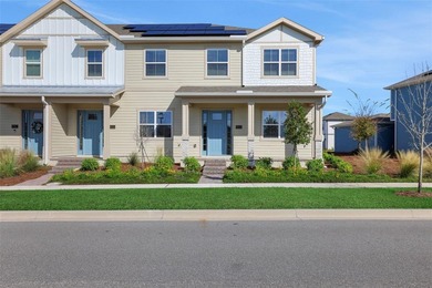 Weslyn Park Lake Townhome/Townhouse For Sale in Saint Cloud Florida