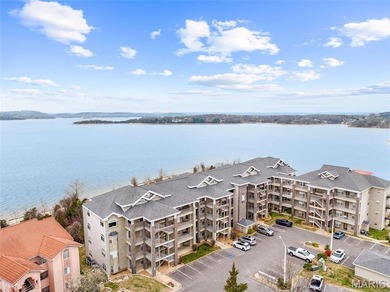 Table Rock Lake Condo For Sale in Hollister Missouri