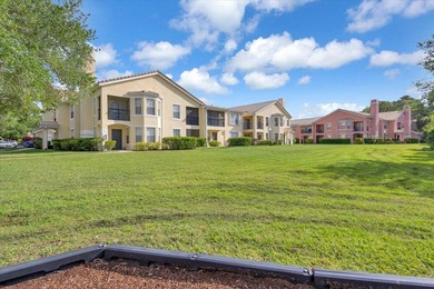 Enjoy preserve-facing privacy in this first-floor 3-bedroom - photo 1